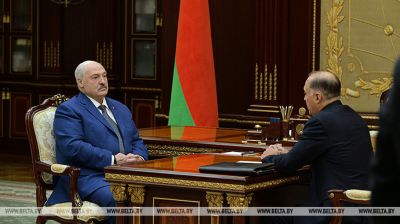 Лукашэнка прыняў з дакладам Вальфовіча