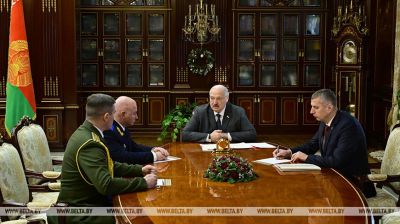 Лукашэнка разгледзеў кадравыя пытанні