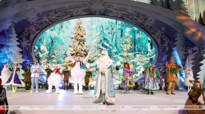 Маленькія госці Палаца Незалежнасці акунуліся ў казку  