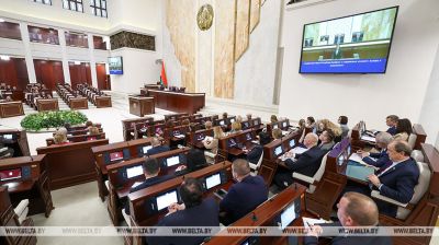 Урад Беларусі працуе над мадэрнізацыяй сістэмы дапамог па доглядзе дзіцяці