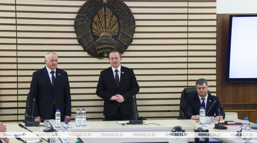 Забяспечыць стабільнасць фінансавай сістэмы. Турчын прадставіў калектыву Мінфіна новага кіраўніка