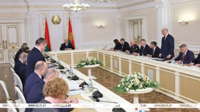 Лукашэнка аб перспектывах Віцебскай вобласці: неабходны пакрокавы антыкрызісны план