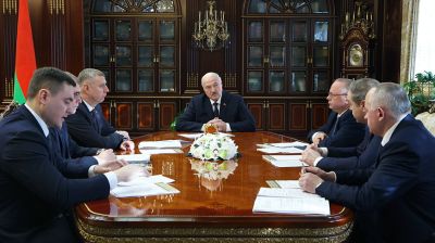 "Механізм адзін - плаціць за вынік". Лукашэнка аб падыходах да ўдасканалення навуковай дзейнасці