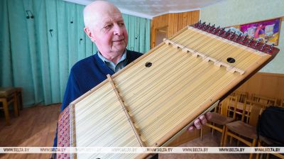 Музычныя інструменты, на якіх іграюць і за мяжой, стварае пастаўскі майстар