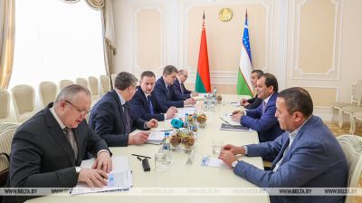 Турчын правёў сустрэчу з дэлегацыяй дзелавых колаў Узбекістана