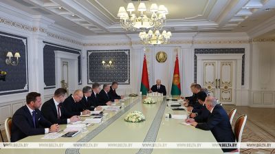Лукашэнка сабраў нараду аб развіцці хакея
