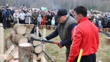 Лукашэнка: не душна вам? / Пра Трампа, беларускі спорт і тых, за каго не трэба выходзіць замуж!