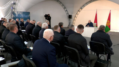 Захаванне зямель і стварэнне вытворчасцей. Лукашэнка аб задачах па развіцці Прыпяцкага Палесся