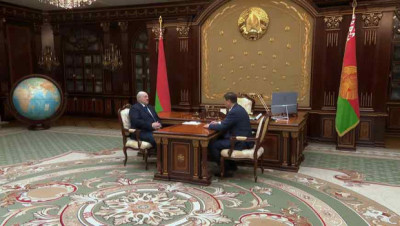 Прапрацоўка візітаў, сустрэча з пасламі і саміт ЕАЭС. Лукашэнка прыняў з дакладам кіраўніка МЗС