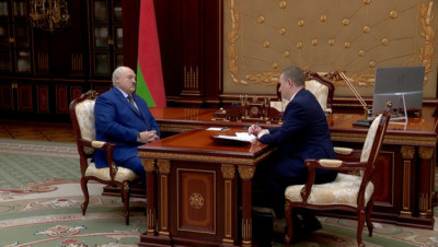 "Арганізоўвайце, напружвайце, прадавайце". Лукашэнка нагадаў прэм'ер-міністру пра пытанне нумар адзін