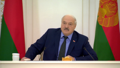 Лукашэнка: усе заканадаўчыя новаўвядзенні павінны стымуляваць рост беларускай эканомікі  